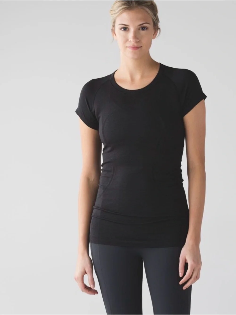 lululemon athletica Black Short Sleeve Tee